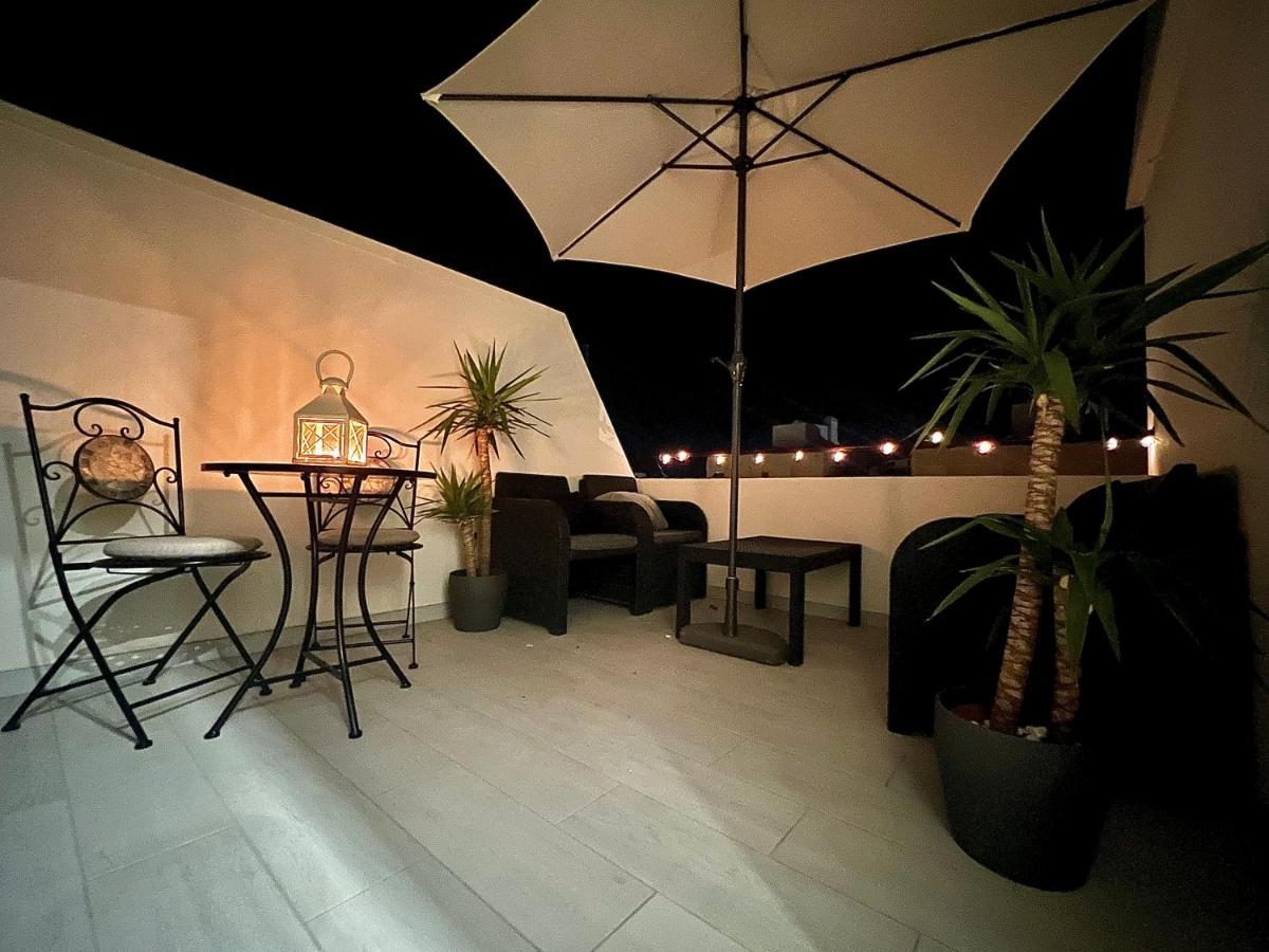 D&A Guest House Room FAO Exterior photo